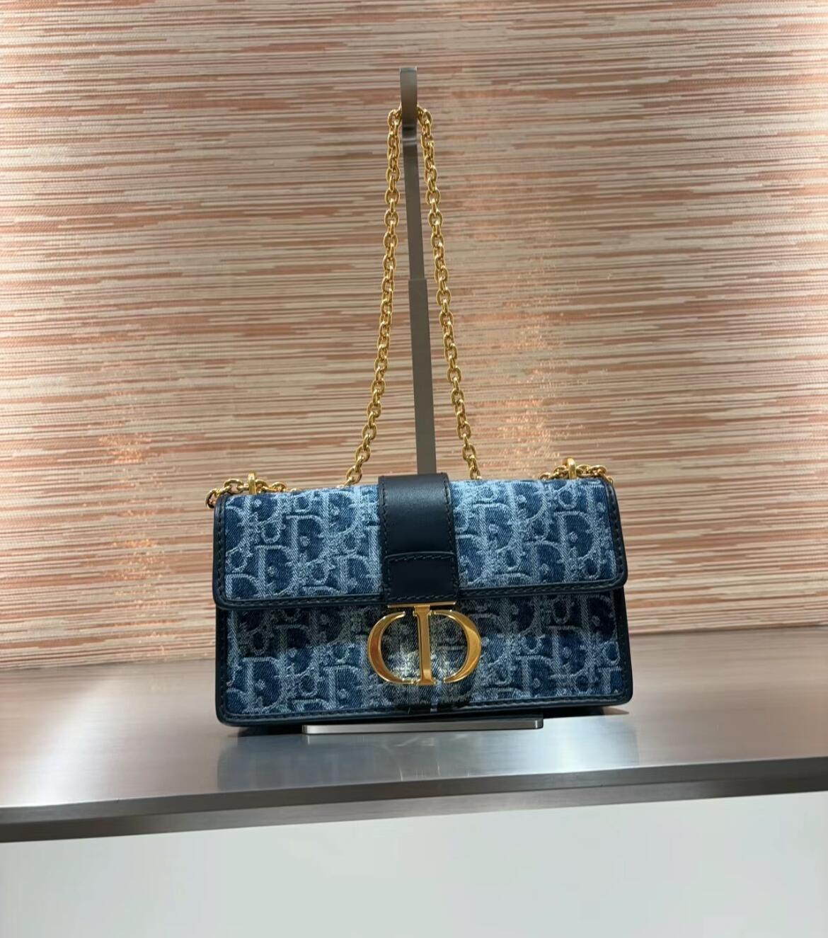 【限定　大人可愛い♪】Dior★30 Montaigne East-West バッグ